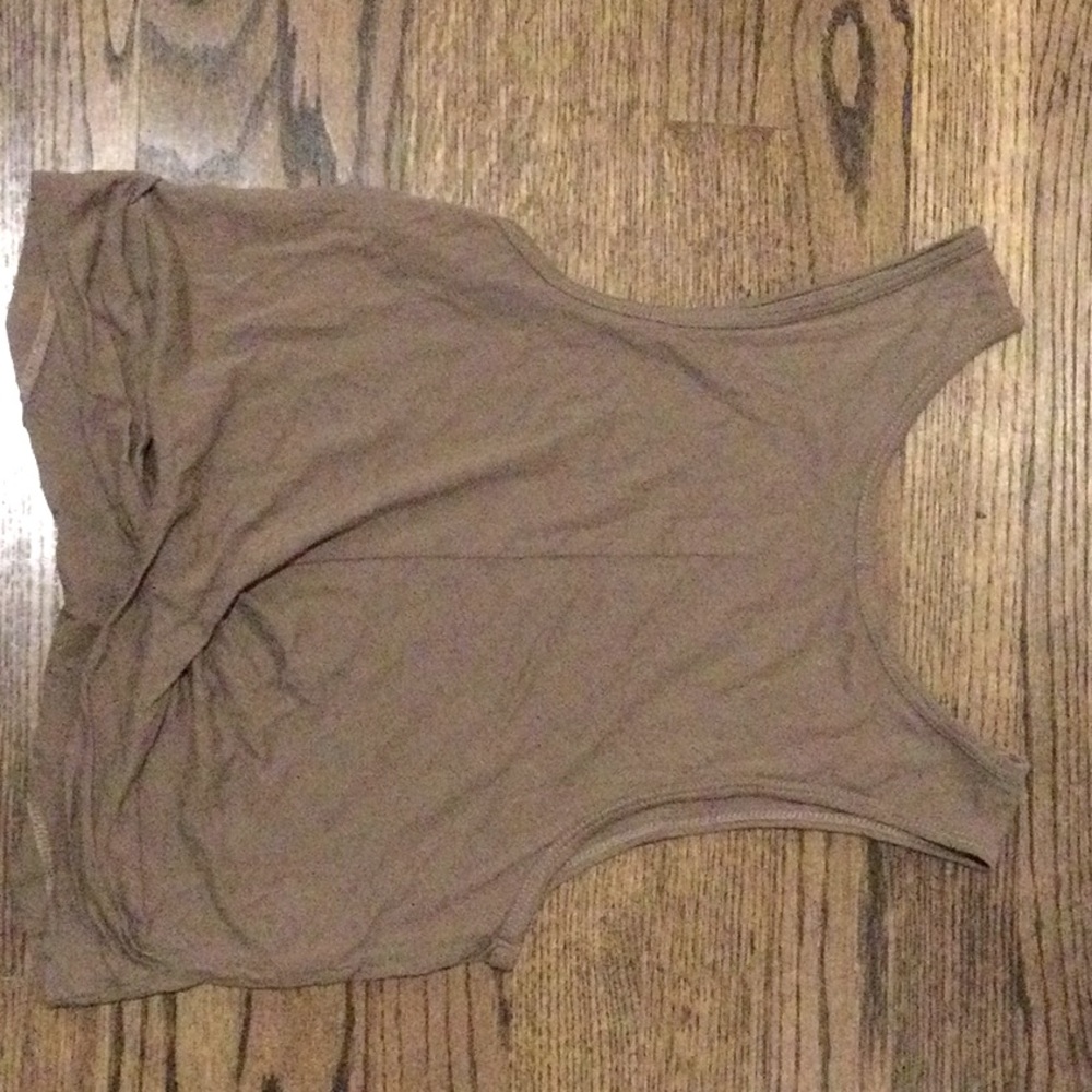 Beyond Yoga tank